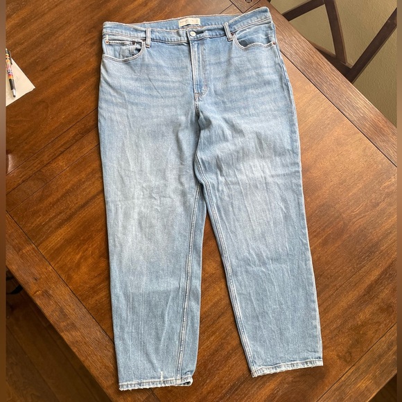 Abercrombie & Fitch Jeans Women 33/16 Blue The Mom High Rise Mid Wash Stretch - Picture 4 of 12